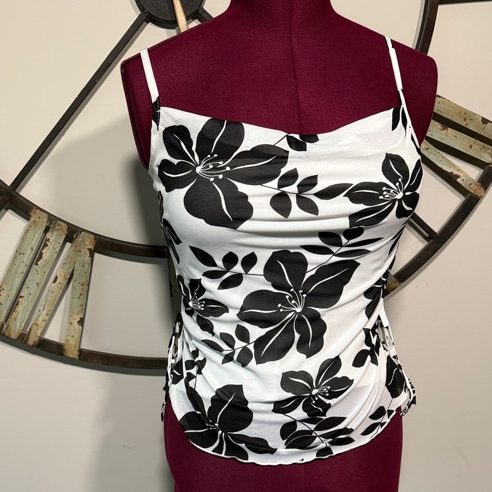 Valley Girl Floral Top